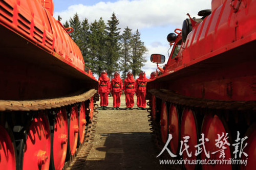 �ٱ��ڿ�ǰ�v�����M����ꠡ��DƬ��Դ�������侯��