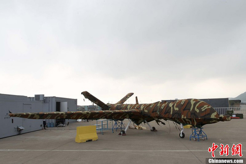 ����ǰ�Ɍ��麣��չ��չ��ģ�͵������o�˙C���ڽ��꺽չ���Ԍ��չ��11��8�գ�ԓ�C�ѽ��M�b�ꮅͣ����չƺ�ϡ�ԓ��o�˙C���к����I(y��)���³ɶ��w�C�OӋ�о������ƣ�ԓ�C�b��һ�_100�R�������l(f��)�әC���߂�ȫ����ƽ݆ʽ�𽵺��w��������������w�����_1100�������m(x��)���r�g��20��С�r���ɔy�����N�ɲ졢��������/�y�ࡢ��ӌ����O�估С�Ϳյش���������Ɉ�(zh��)�бO(ji��n)ҕ���ɲ鼰���ع����΄յ��΄գ�Ҳ�����ھS��(w��n)�����֡�߅��Ѳ߉�ȡ�犷� �z �DƬ��Դ��CFPҕ�X�Ї� 