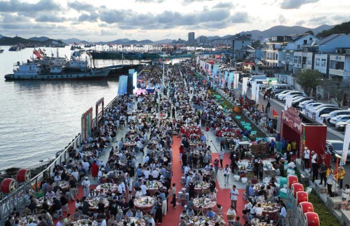 浙江象山千人宴：地道海鮮饗食客