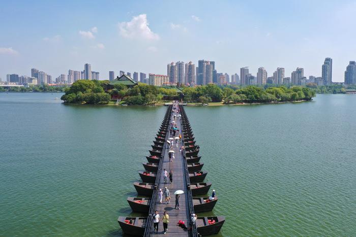 豫章書院煥新迎客 假期游客絡繹不絕