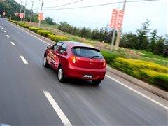 �����w�Ɏ������IСԇ1.3Lͬ��RS ��܇֮��