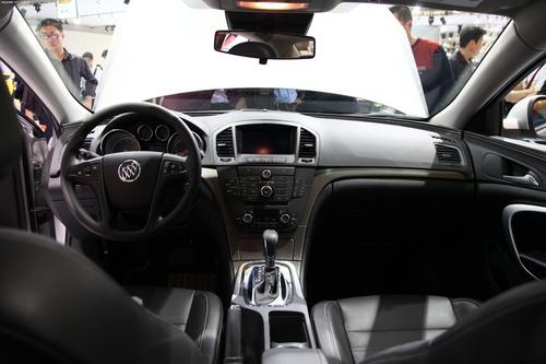 ֲ���\�ӻ������\��ͨ�Äe���¾���2.0T