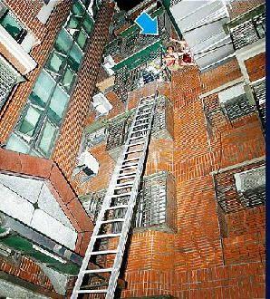 6Ѯ�ϸ����g���K�ҿ�15��犾�����Ů��(�M�D)