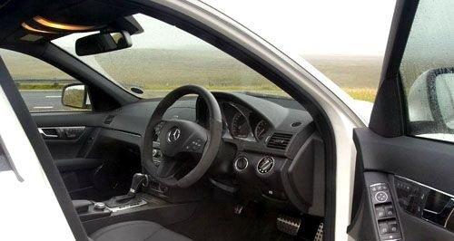 ��ݔ���ܵ����� ���RM3���ȱ��YC63AMG ��܇֮��