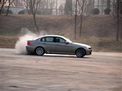 ��܇֮�� �A�����R ���R3ϵ 09�� 325i���A��