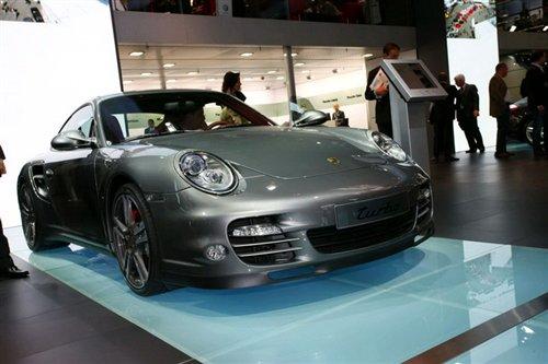 �������A ȫ�±��r��911 Turbo��܇���� ��܇֮��