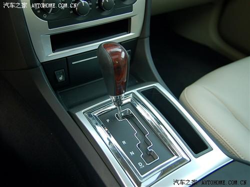 ��܇֮�� �������R˹�� ���R˹��300c 06�� 5.7l���A�I����