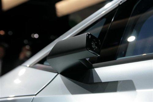 �ٹ����ͺ�2.44L ����Up!Lite����܇(ch��) ��܇(ch��)֮��