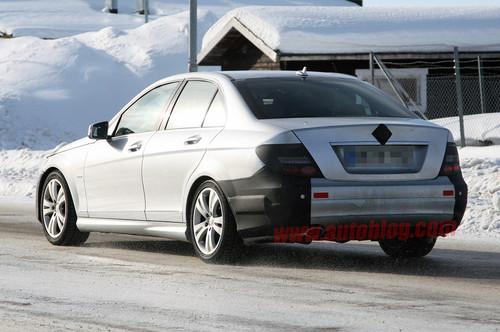 �AӋ������� 2011��YC������ՙ��