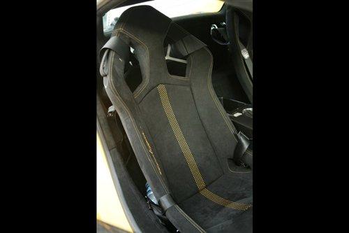 ��ŭ�Ĺ�ţ ԇ�{�m������Superleggera ��܇֮��