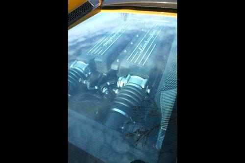 ��ŭ�Ĺ�ţ ԇ�{�m������Superleggera ��܇֮��