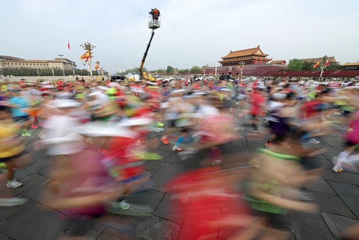 2026年北京半程馬拉松賽鳴槍開(kāi)跑